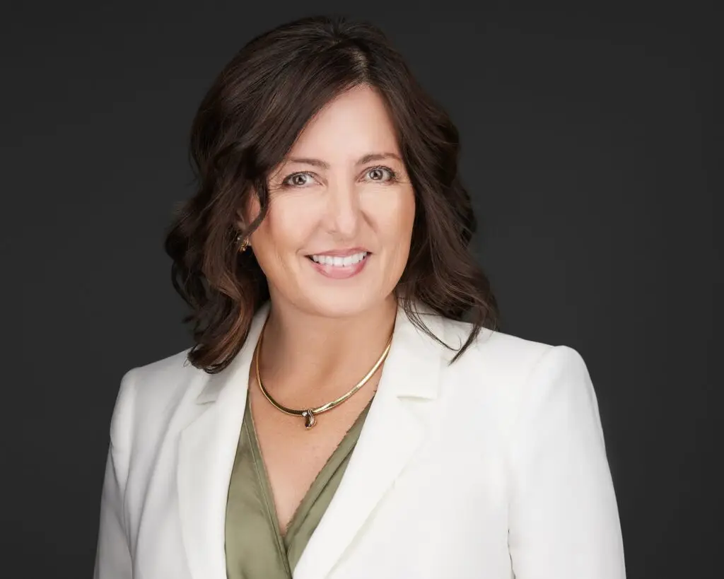 Realtor woman professional business headshot for your career benefit